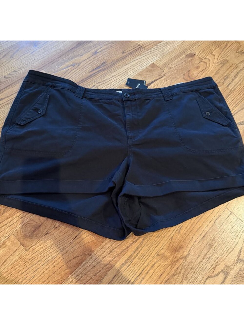 TORRID WOMENS BLACK SIZE 30 BLACK FIRST AT FIT SHORTS NEW